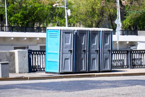 Best Portable restroom trailer rental  in Melville, NY